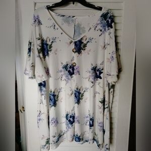 Nwt Women's Top/Blouse 26w  Beautiful Flora Stretchy Flowy